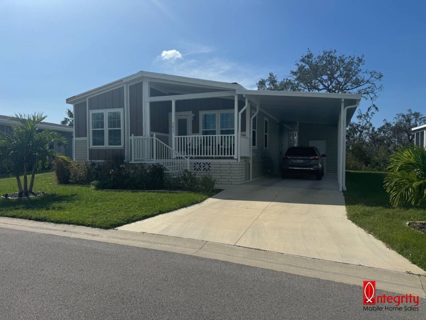 New Listing alert... WOW just WOW this home is a stunner This - Beach Home for sale in Ellenton, Florida on Beachhouse.com