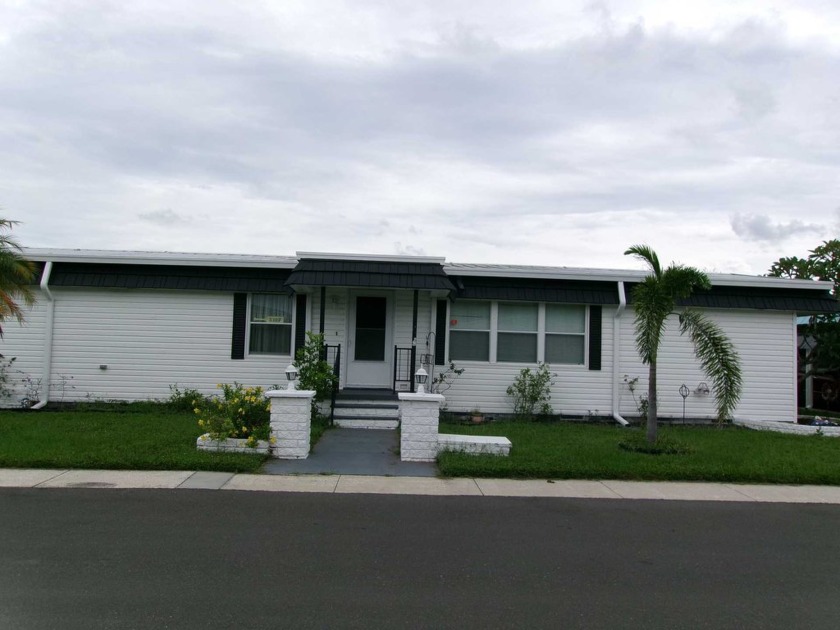 This 1982 Home has been well maintained, this 1400+ square foot - Beach Home for sale in Largo, Florida on Beachhouse.com