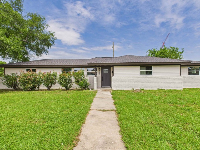 Experience the perfect blend of style, comfort, and modern - Beach Home for sale in Port Arthur, Texas on Beachhouse.com