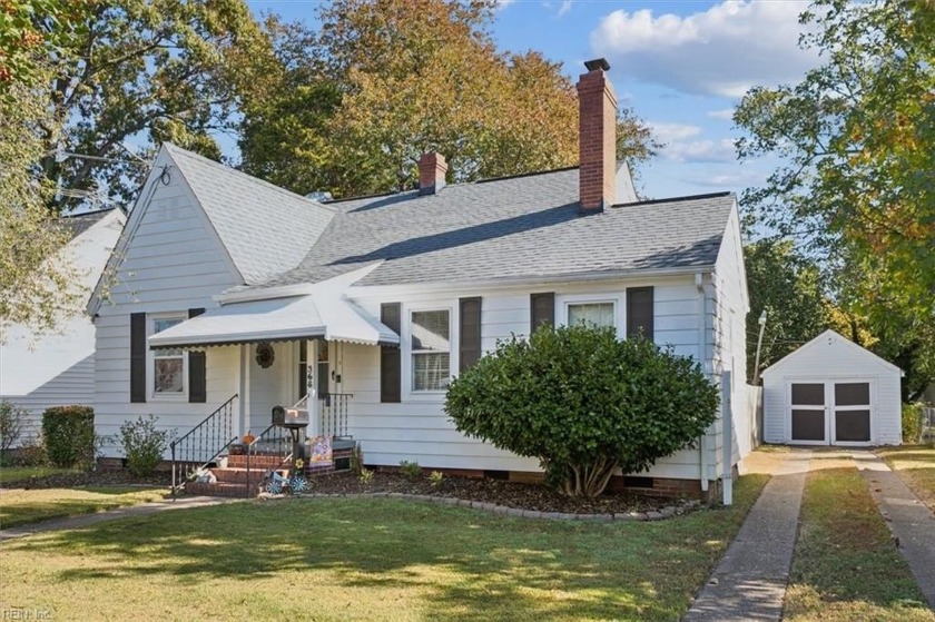 Welcome to Wythe! This is a charming starter home with lots to - Beach Home for sale in Hampton, Virginia on Beachhouse.com