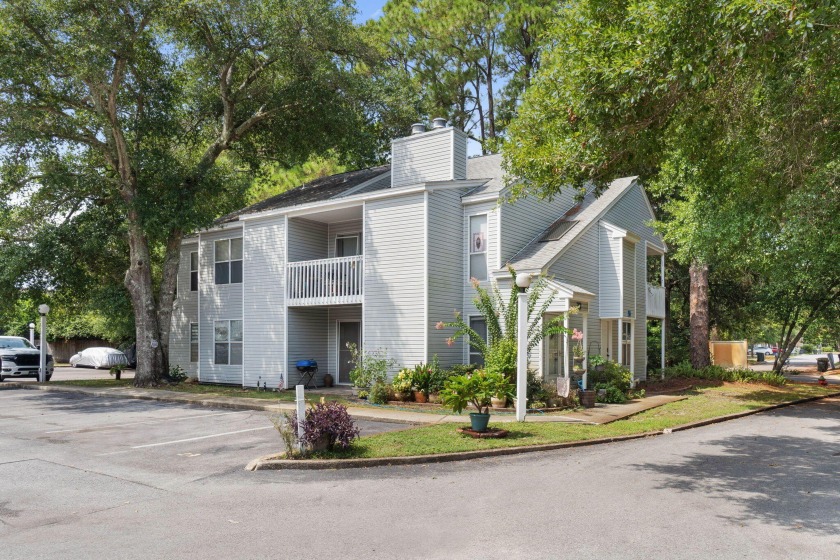 Quiet and convenient location just minutes away from the shops & - Beach Condo for sale in Fort Walton Beach, Florida on Beachhouse.com