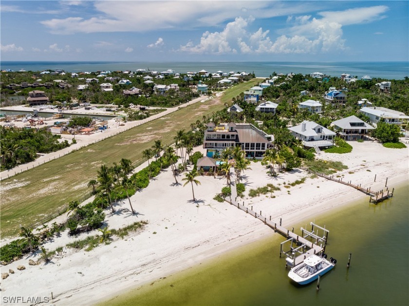 Exclusive island estate with spectacular views of Pine Island - Beach Home for sale in Captiva, Florida on Beachhouse.com