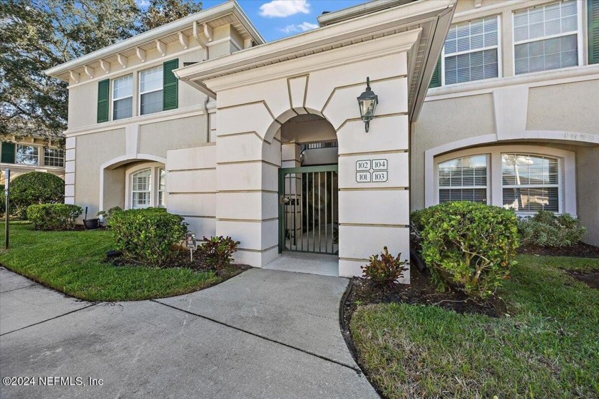 Charming 3 bedroom, 2 bath condo in prime Ponte Vedra Beach - Beach Condo for sale in Ponte Vedra Beach, Florida on Beachhouse.com