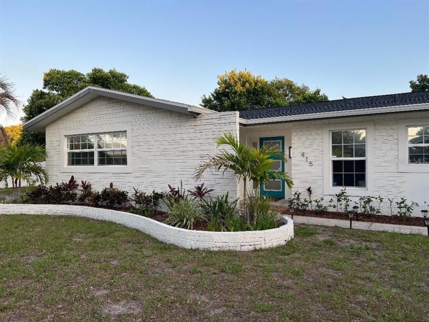 Back on Market; buyers loss is your gain. Welcome home to this - Beach Home for sale in Largo, Florida on Beachhouse.com