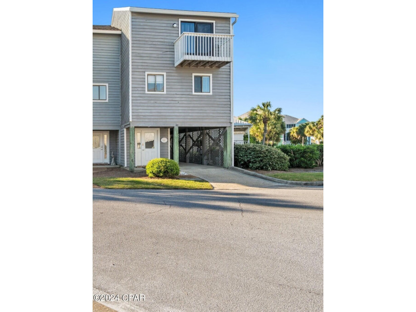 Discover this charming 2-bedroom, 2.5-bathroom townhome in - Beach Home for sale in Port St Joe, Florida on Beachhouse.com