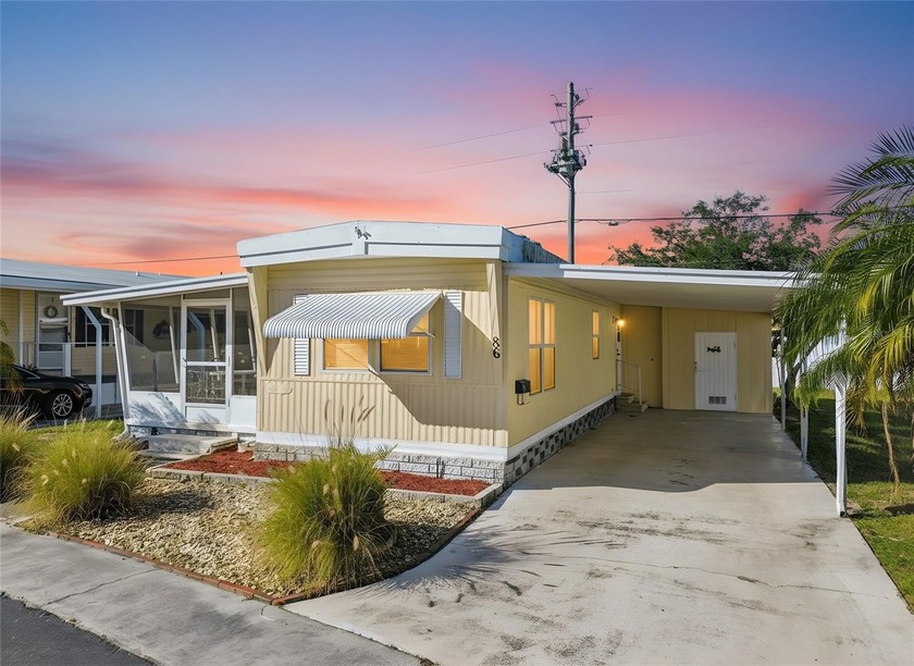 Ready to make the Palm Hill Country Club lifestyle your new - Beach Home for sale in Largo, Florida on Beachhouse.com