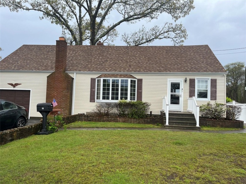 Location, location, location!  South of Middle Road in the - Beach Home for sale in Blue Point, New York on Beachhouse.com