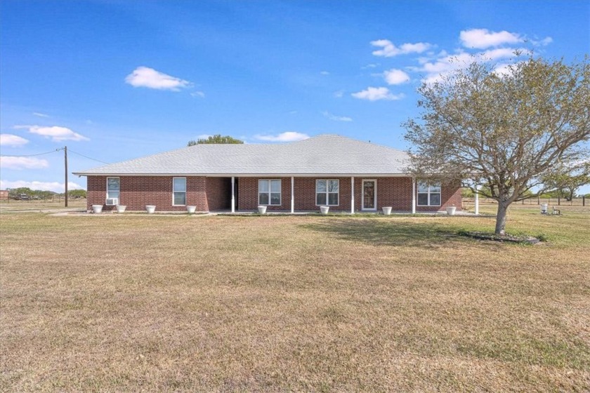 Discover the perfect blend of space, comfort, and rural charm - Beach Home for sale in Aransas Pass, Texas on Beachhouse.com