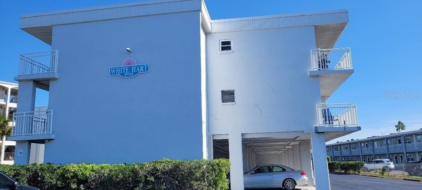 Whitehart Condo - Fully furnished 1 bed 1bath, private balcony - Beach Condo for sale in Treasure Island, Florida on Beachhouse.com