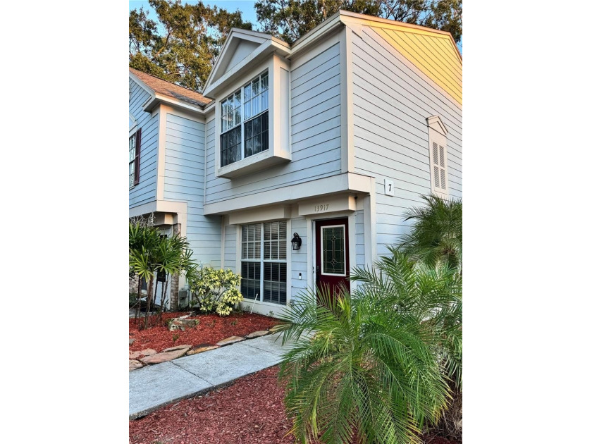 Beautiful 2-bedroom townhome in the highly desired Fletcher's - Beach Townhome/Townhouse for sale in Tampa, Florida on Beachhouse.com
