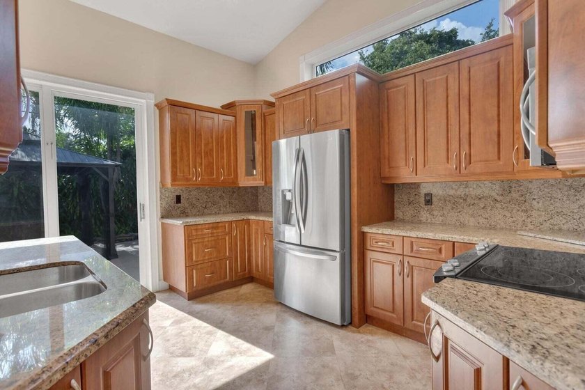 PRIME INVESTMENT OPPORTUNITY | NO HOA | NO RENTAL RESTRICTIONS - Beach Home for sale in Dania, Florida on Beachhouse.com