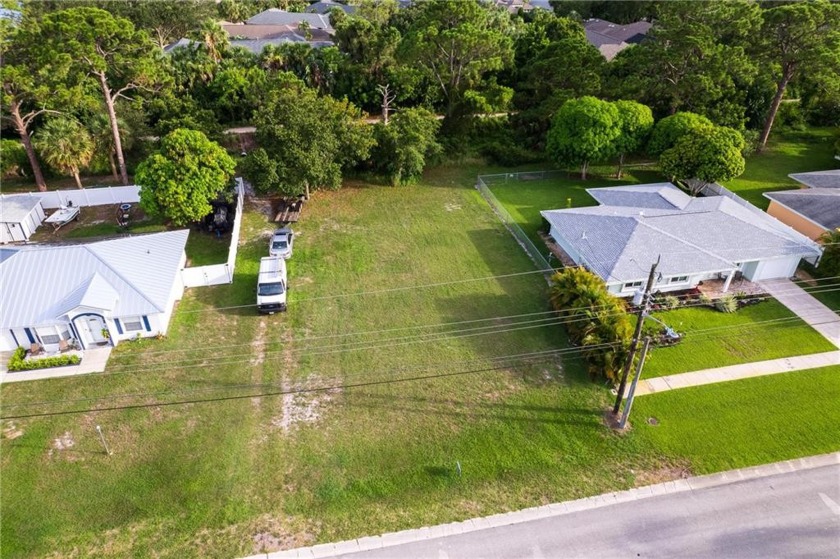 This fully cleared lot is ready for your Florida dream home. The - Beach Lot for sale in Vero Beach, Florida on Beachhouse.com