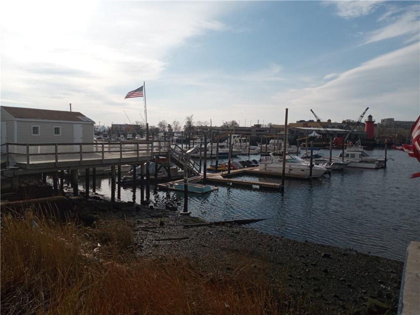 This lovely piece of waterfront property in Gerritsen Beach can - Beach Lot for sale in Brooklyn, New York on Beachhouse.com