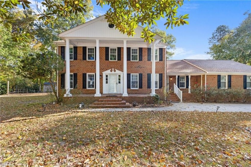 Stunning large 2 story home on picture perfect setting on Lake - Beach Home for sale in Virginia Beach, Virginia on Beachhouse.com