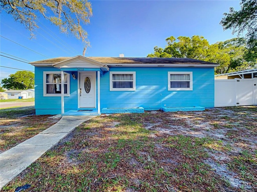 Ready to move in. 3 bedroom 1.5 bath 1 car garage on a 64' x - Beach Home for sale in Clearwater, Florida on Beachhouse.com