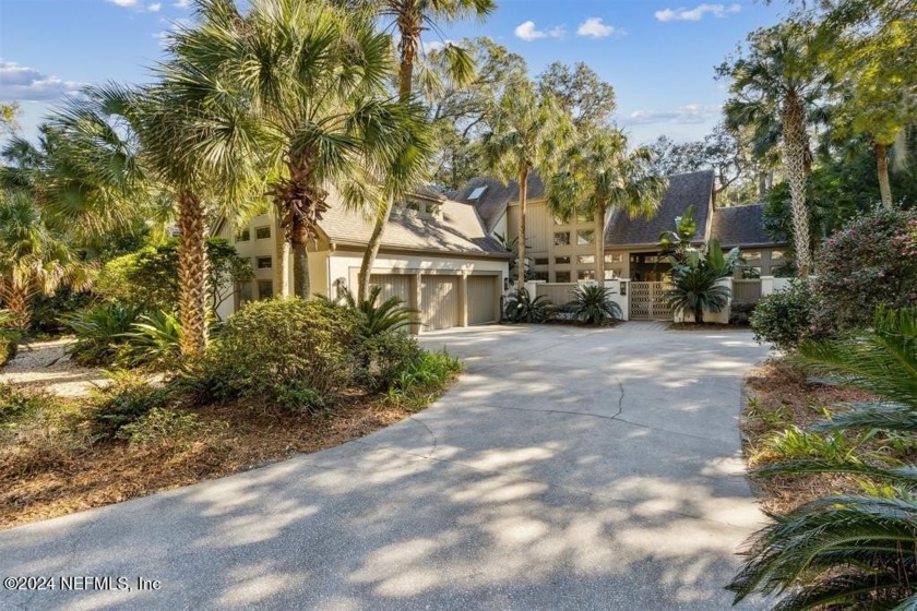 Coastal Luxury meets Charm in this beautifully maintained pool - Beach Home for sale in Fernandina Beach, Florida on Beachhouse.com