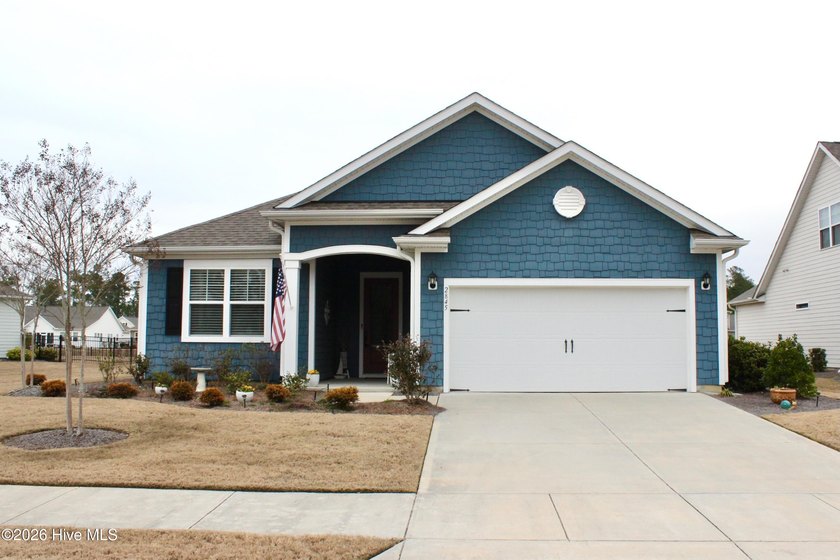 Welcome to easy coastal living in Brunswick Forest! Situated on - Beach Home for sale in Leland, North Carolina on Beachhouse.com
