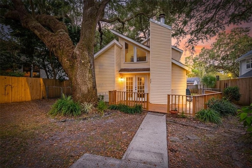 Excellent opportunity to acquire a home that's just a short bike - Beach Home for sale in Saint Simons, Georgia on Beachhouse.com