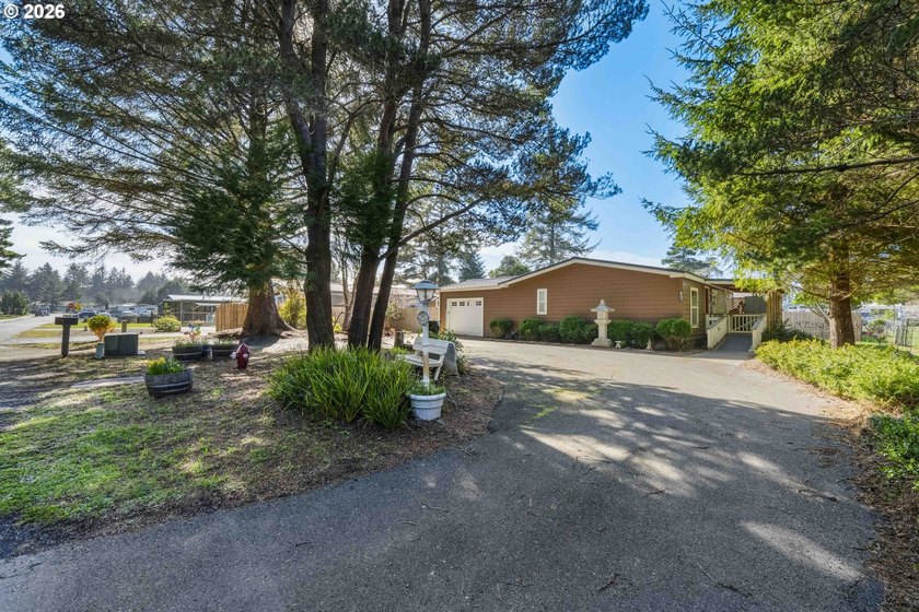 YOUR OPPORTUNITY TO OWN A 3 Bed 3 Full Bath DBL-Wide - Beach Home for sale in Bandon, Oregon on Beachhouse.com