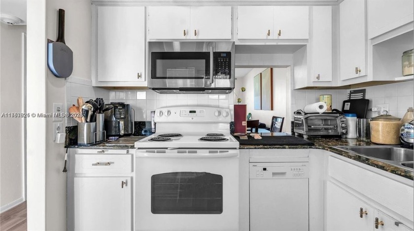 Priced to SELL, with pool and water view! Desirably beautiful 1 - Beach Condo for sale in Hollywood, Florida on Beachhouse.com