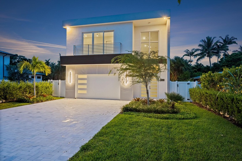 Newly built coastal contemporary residence in the heart of East - Beach Home for sale in Delray Beach, Florida on Beachhouse.com