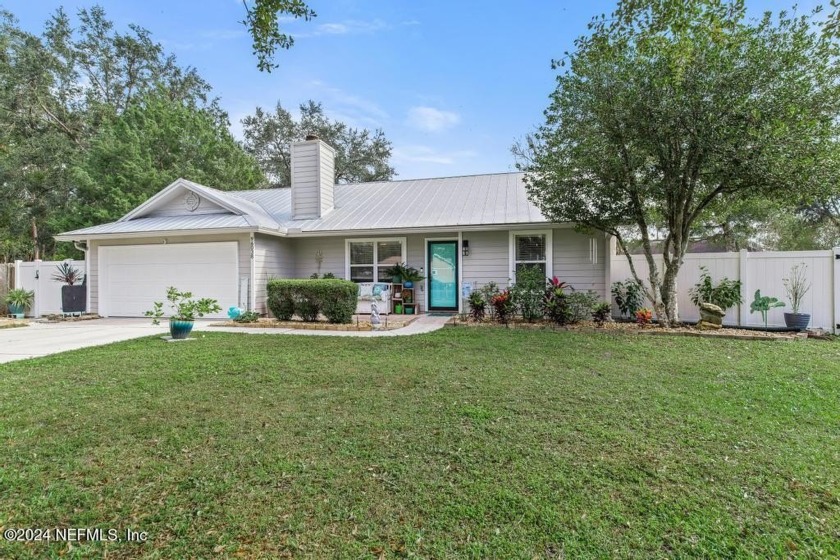 Welcome to this delightful three-bedroom, two-bathroom home in - Beach Home for sale in Fernandina Beach, Florida on Beachhouse.com