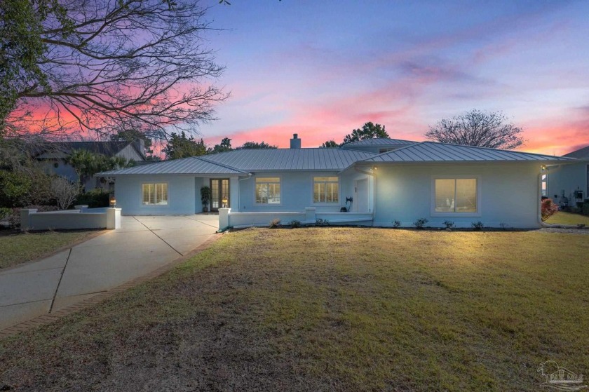 Waterfront Paradise Awaits! Breathtaking Easterly bay views - Beach Home for sale in Milton, Florida on Beachhouse.com