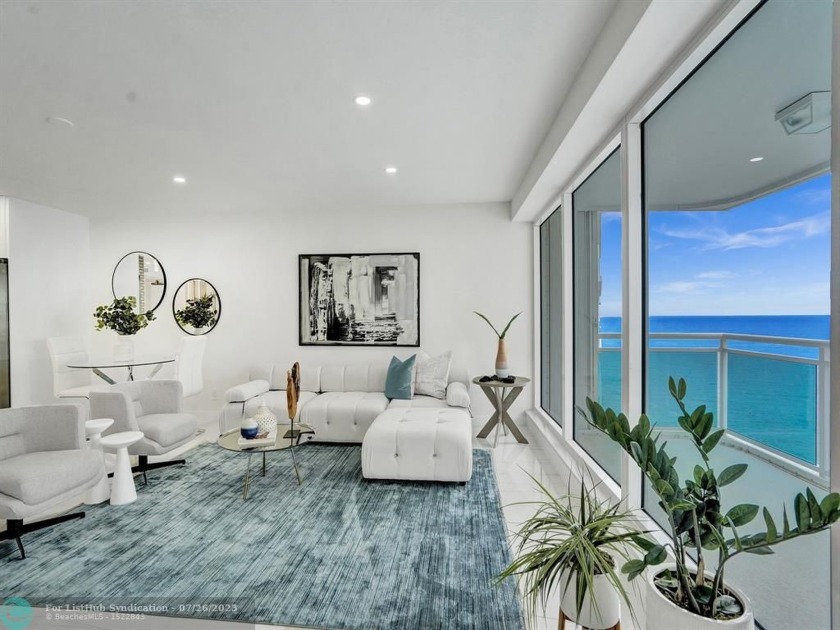 Contemporary completely renovated 1 bedroom + den/second bedroom - Beach Condo for sale in Fort Lauderdale, Florida on Beachhouse.com