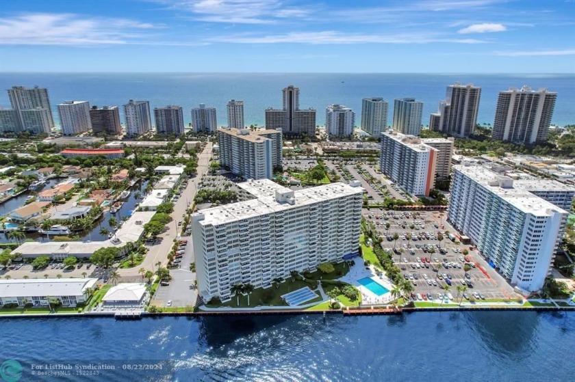 STUNNING OCEAN & CITY VIEWS FROM THIS SPACIOUS 2 BEDROOM 2 BATH - Beach Condo for sale in Fort Lauderdale, Florida on Beachhouse.com