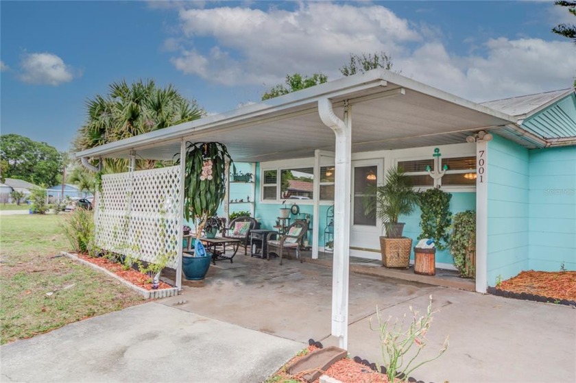 Welcome to Meadowlawn! This charming and lovingly maintained - Beach Home for sale in St. Petersburg, Florida on Beachhouse.com