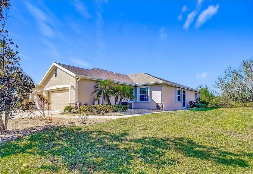 Welcome to this charming, 2 bedroom PLUS DEN, TURN-KEY FURNISHED - Beach Home for sale in Venice, Florida on Beachhouse.com