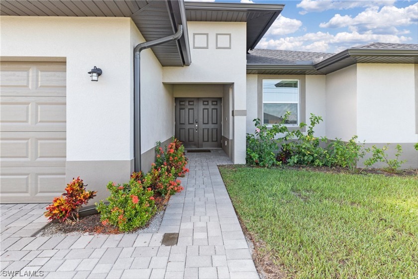You won't want to miss this one, perfect location. 3 Bedroom, 2 - Beach Home for sale in Cape Coral, Florida on Beachhouse.com
