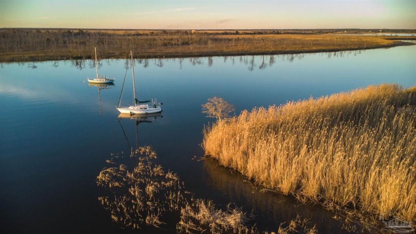 This Keystone Vista property just under 1000 acres. It is a - Beach Acreage for sale in Pace, Florida on Beachhouse.com