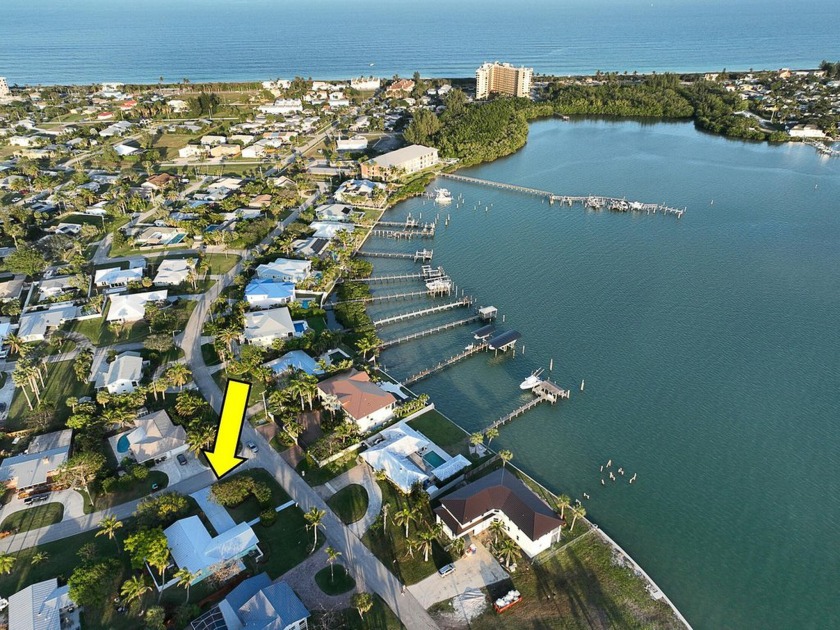 OPPORTUNITY AWAITS! Make this lovely home your primary residence - Beach Home for sale in Fort Pierce, Florida on Beachhouse.com