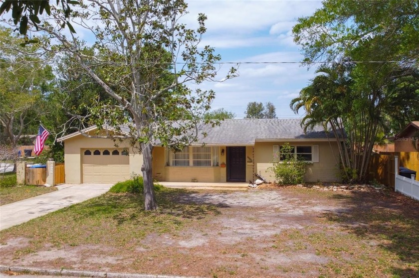If you are looking for space for your family, you have found it - Beach Home for sale in St. Petersburg, Florida on Beachhouse.com