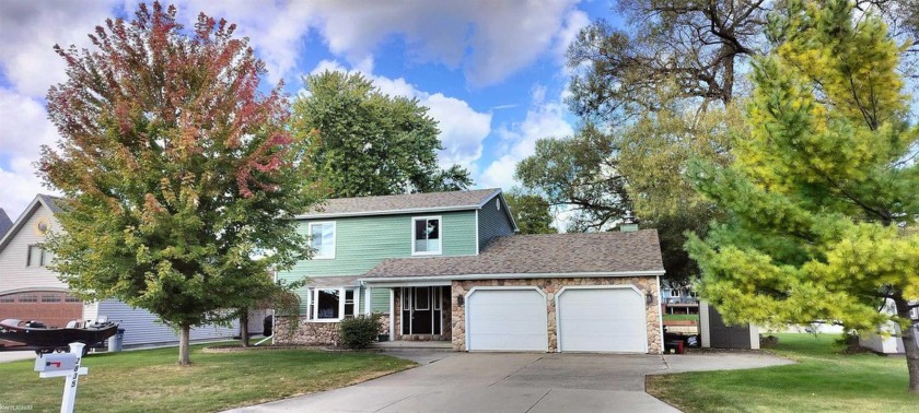 Welcome to this beautiful 4-bedroom, 1.5-bathroom home with - Beach Home for sale in Port Huron, Michigan on Beachhouse.com