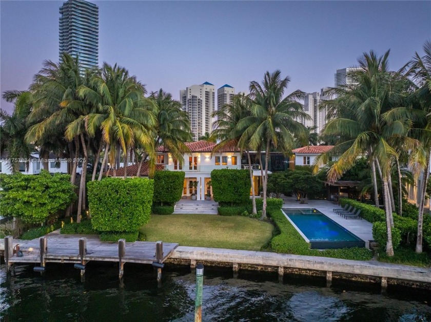 Welcome to the epitome of luxury and privacy in Golden Beach: a - Beach Home for sale in Golden Beach, Florida on Beachhouse.com