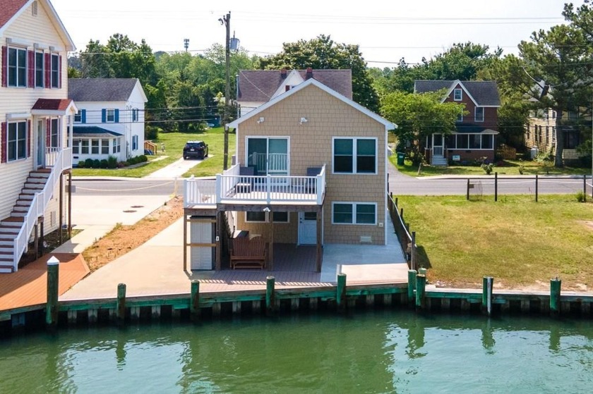 Discover serenity and luxury at this waterfront property that - Beach Home for sale in Chincoteague Island, Virginia on Beachhouse.com