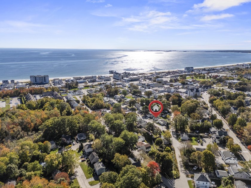 Welcome home to this delightful 3-bedroom, 1-bath year-round - Beach Home for sale in Old Orchard Beach, Maine on Beachhouse.com