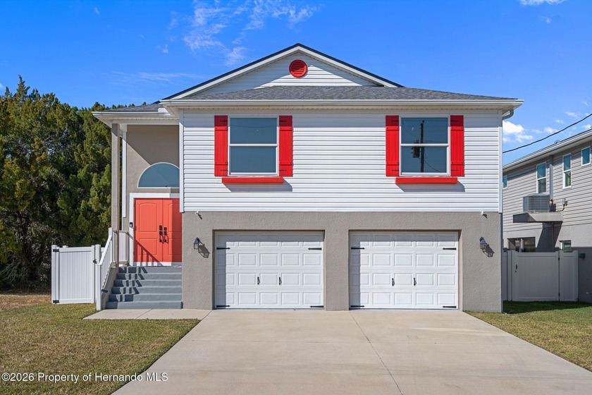 Welcome to your DREAM HOME, a spacious and impeccably maintained - Beach Home for sale in Spring Hill, Florida on Beachhouse.com