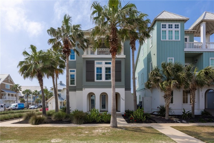 Rare offering in the heart of Palmilla Beach's established - Beach Home for sale in Port Aransas, Texas on Beachhouse.com