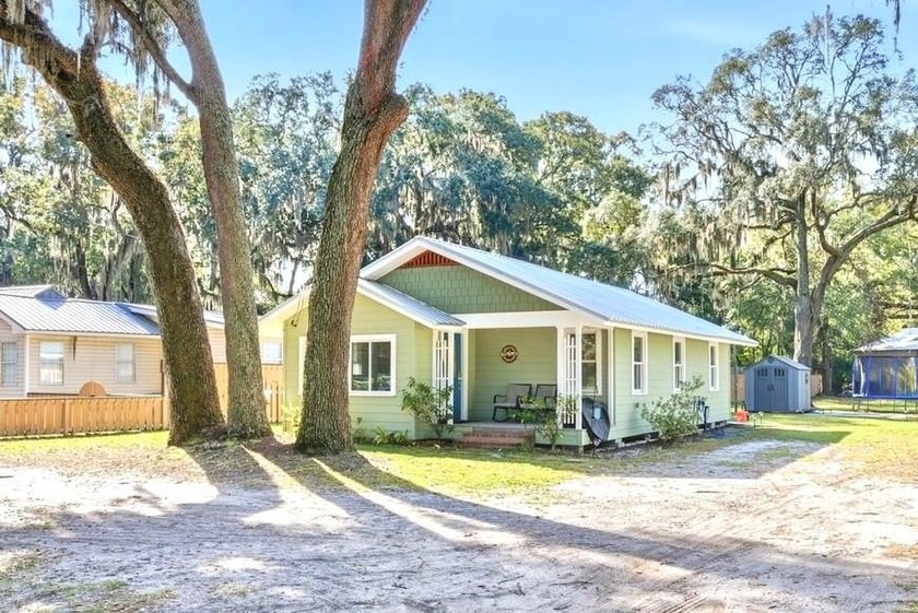 This charming 1,032 sq ft home offers the perfect blend of - Beach Home for sale in Brunswick, Georgia on Beachhouse.com