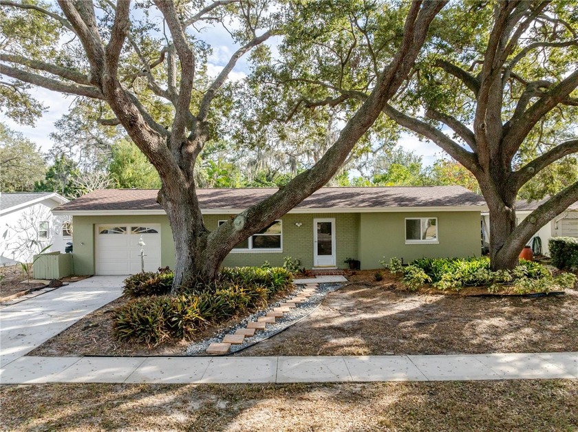 Welcome to your own tropical paradise in the heart of Clearwater - Beach Home for sale in Clearwater, Florida on Beachhouse.com