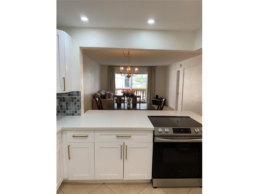 55 + Community. This newly renovated condo features 2 bedrooms - Beach Condo for sale in Hallandale Beach, Florida on Beachhouse.com