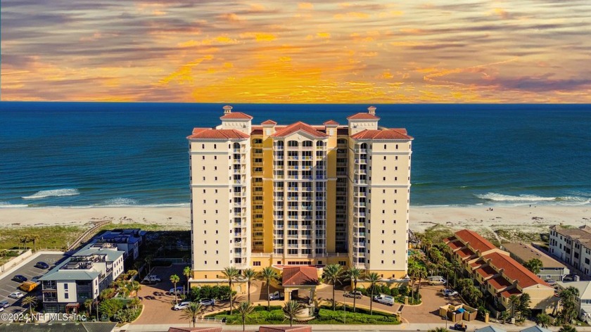 The bright and airy condo has 2 bedrooms and 2 bathrooms with an - Beach Condo for sale in Jacksonville Beach, Florida on Beachhouse.com