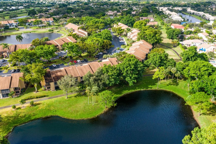 REDUCED*Lake Views from this1st Floor Corner Garden Condo on the - Beach Condo for sale in Delray Beach, Florida on Beachhouse.com