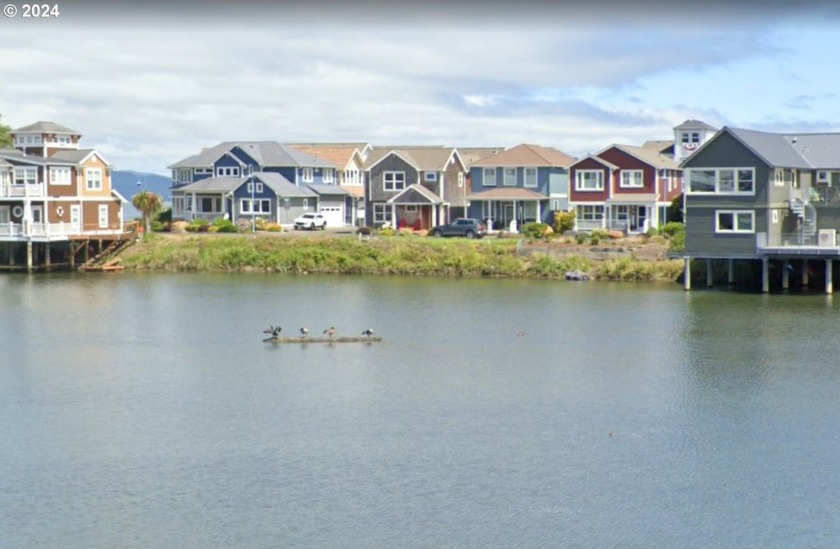 Great opportunity to build an amazing home on Mill Pond with - Beach Lot for sale in Astoria, Oregon on Beachhouse.com