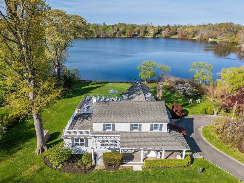Serene Lake Front Estate in Mattituck Situated on over an acre - Beach Home for sale in Mattituck, New York on Beachhouse.com