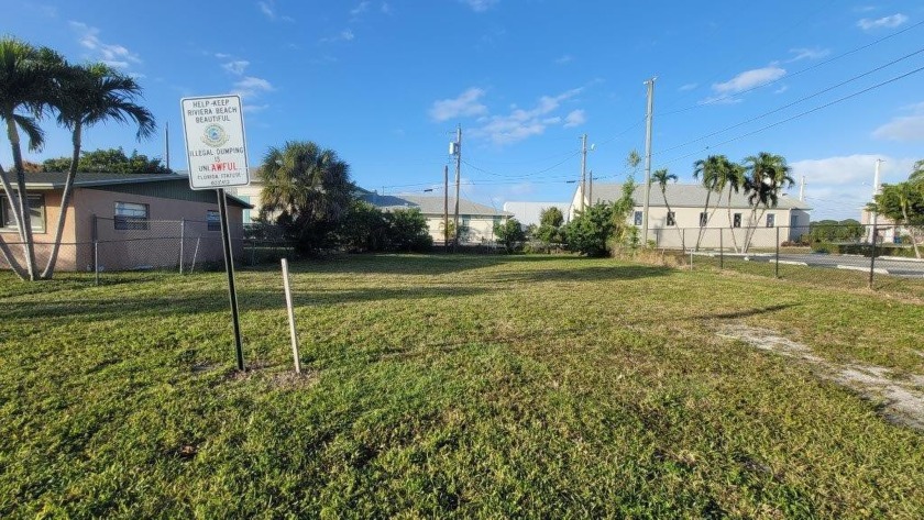 Acres 0.1429 Vacant lot ... location... Build your house - Beach Lot for sale in Riviera Beach, Florida on Beachhouse.com