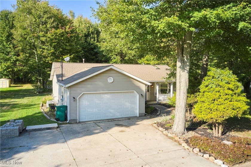 Don't miss out on this Updated 3 bedroom Ranch on almost - Beach Home for sale in Geneva, Ohio on Beachhouse.com